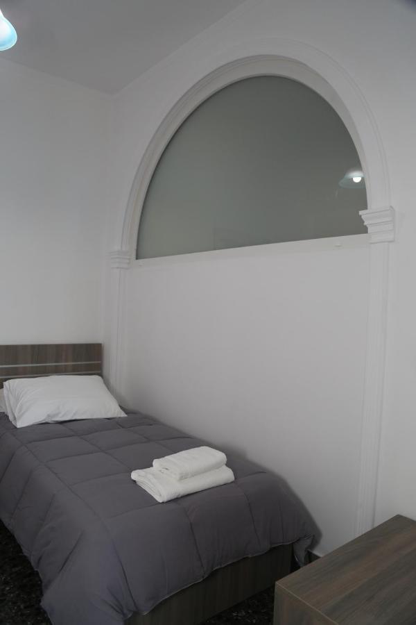 Welcome Home Syros Port Apartment 에르무폴리 외부 사진