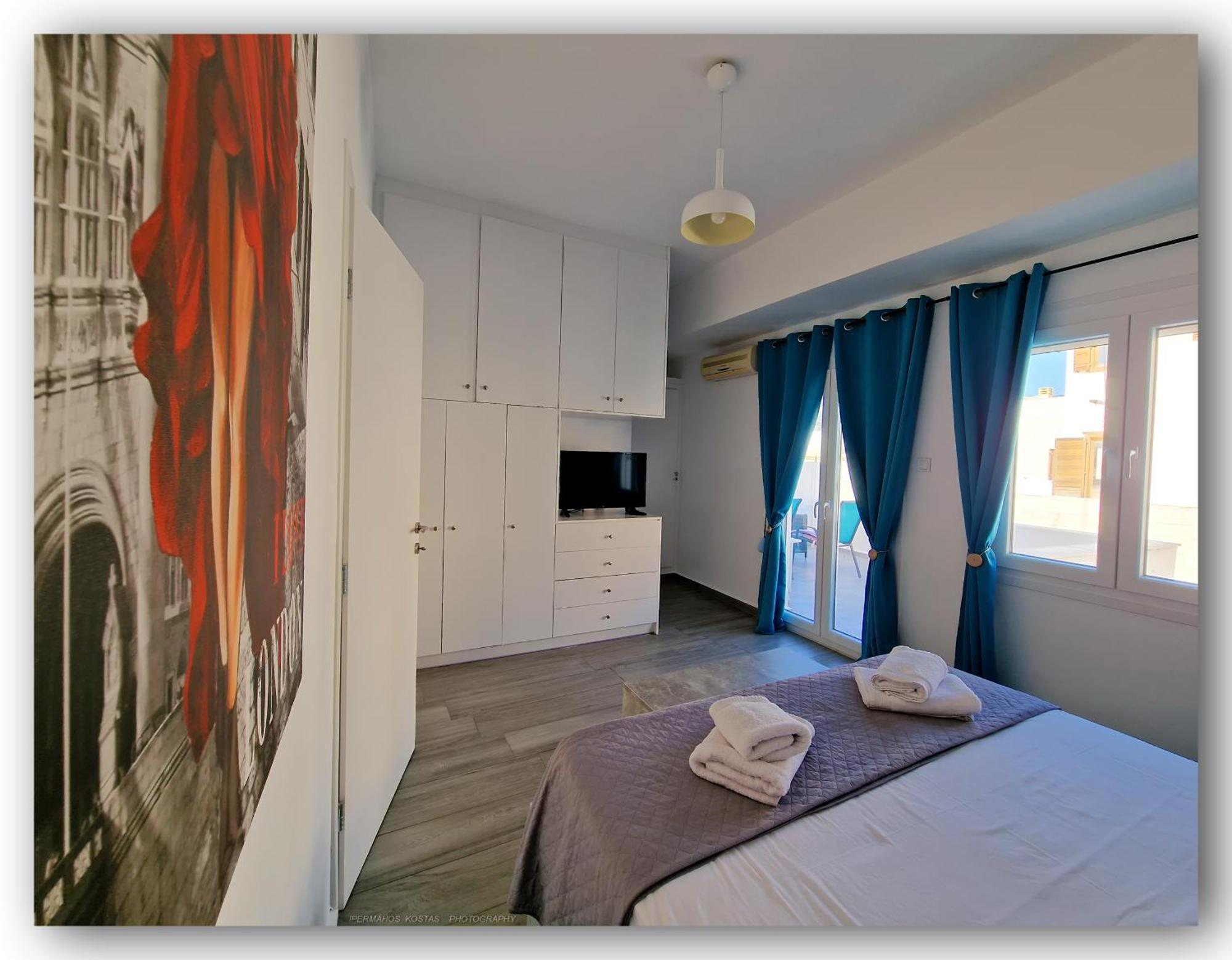 Welcome Home Syros Port Apartment 에르무폴리 외부 사진